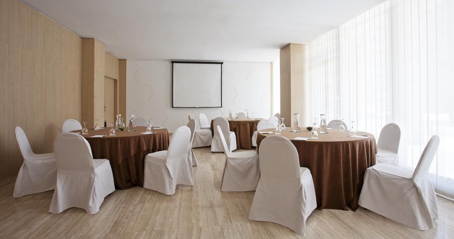 Nh Suites Prisma Madrid Facilidades foto