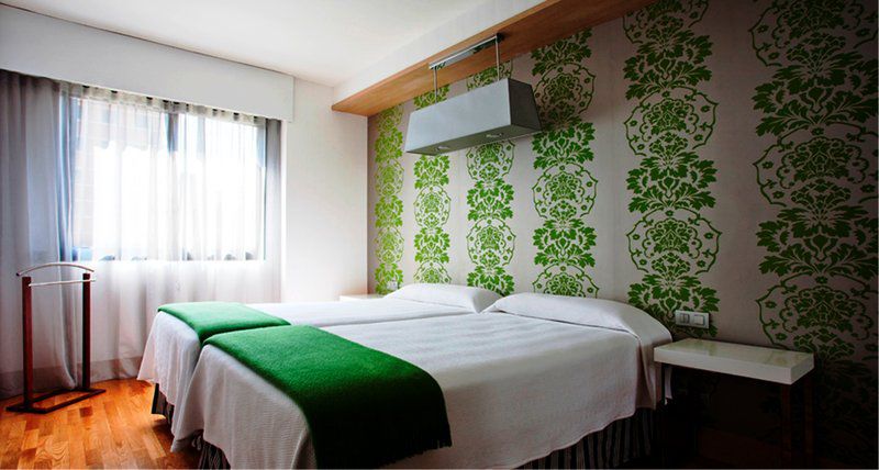 Nh Suites Prisma Madrid Servicios foto